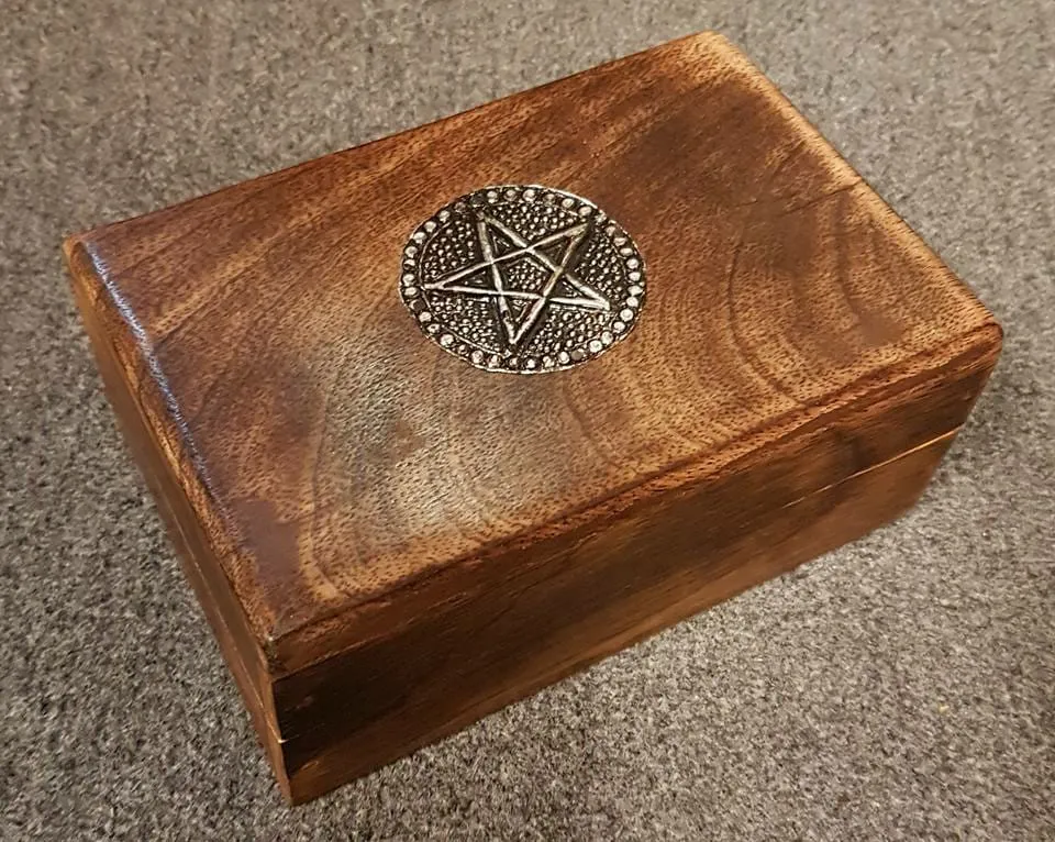 Wooden Box Star Brown Color